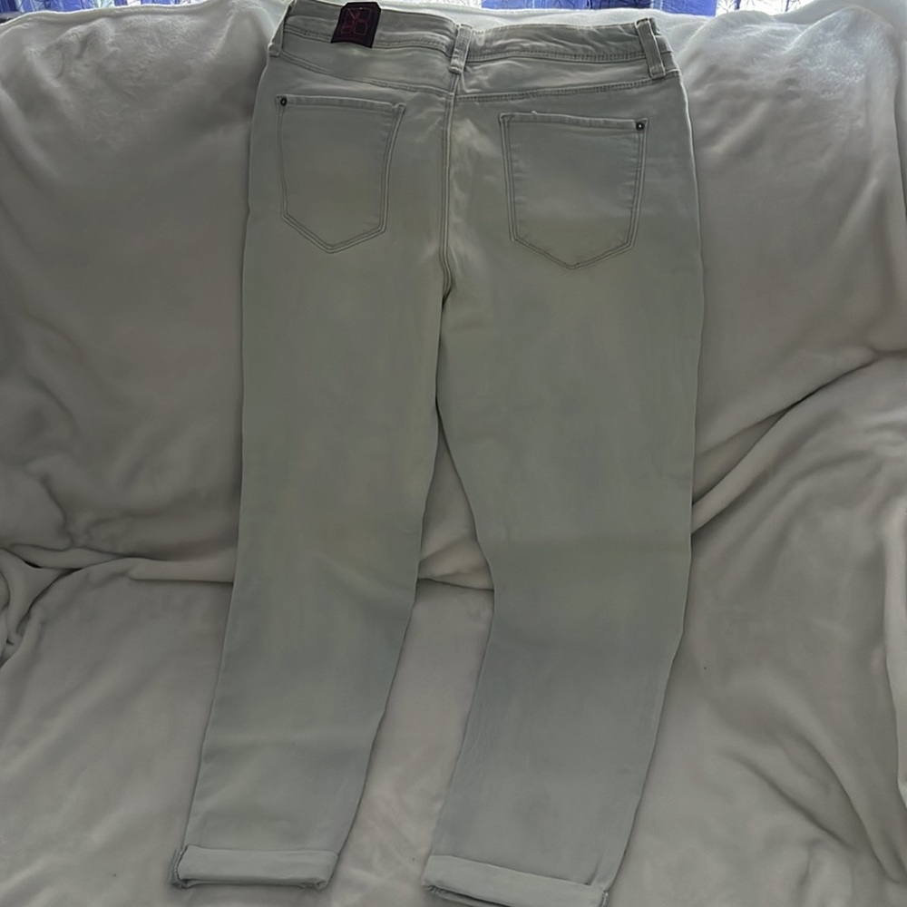 Light jeans - Picture 5 of 5